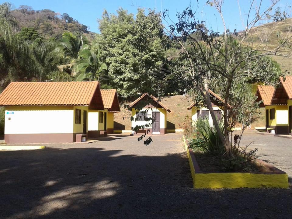 Arrelaros Pousada Bueno Brandao Exterior photo